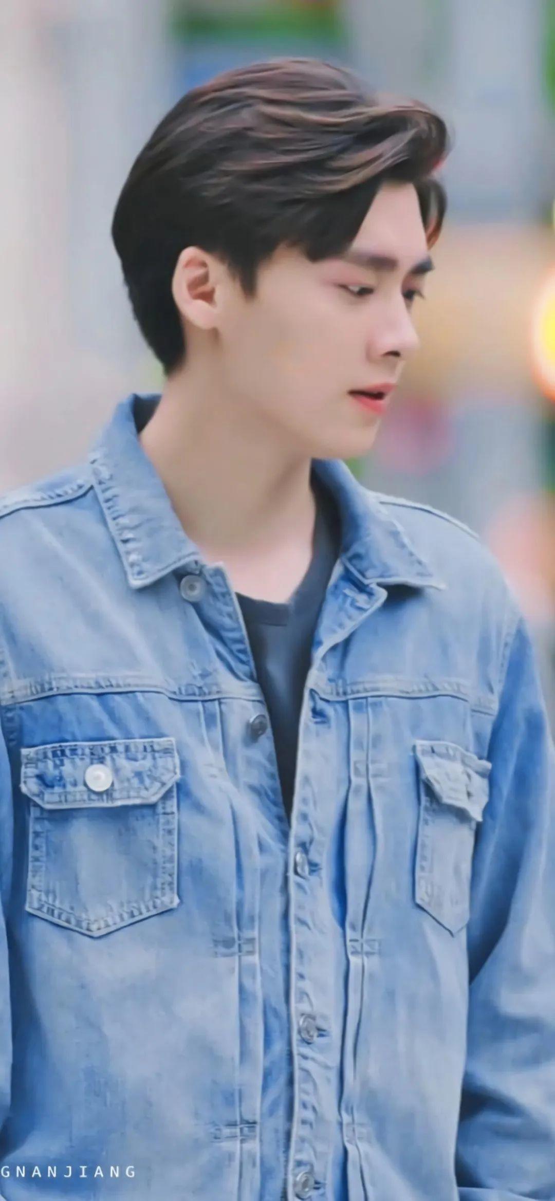 李易峰牛仔衣侧脸深情 壁纸