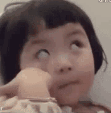 小孩翻白眼一脸无语表情 - 小孩表情包